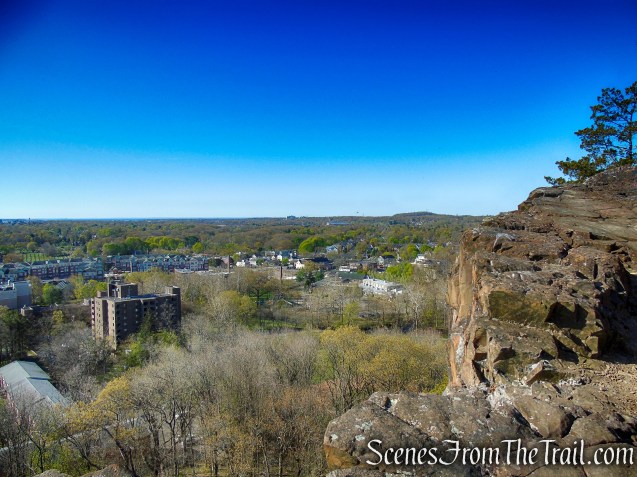 Red Trail - West Rock Ridge State Park