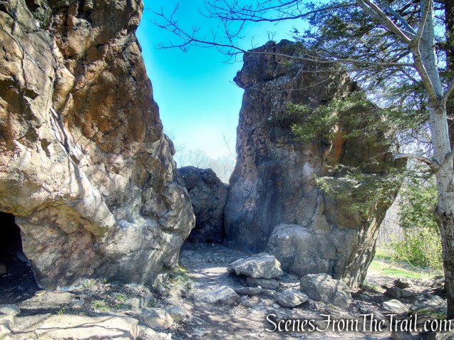 Judges Cave - West Rock Ridge State Park