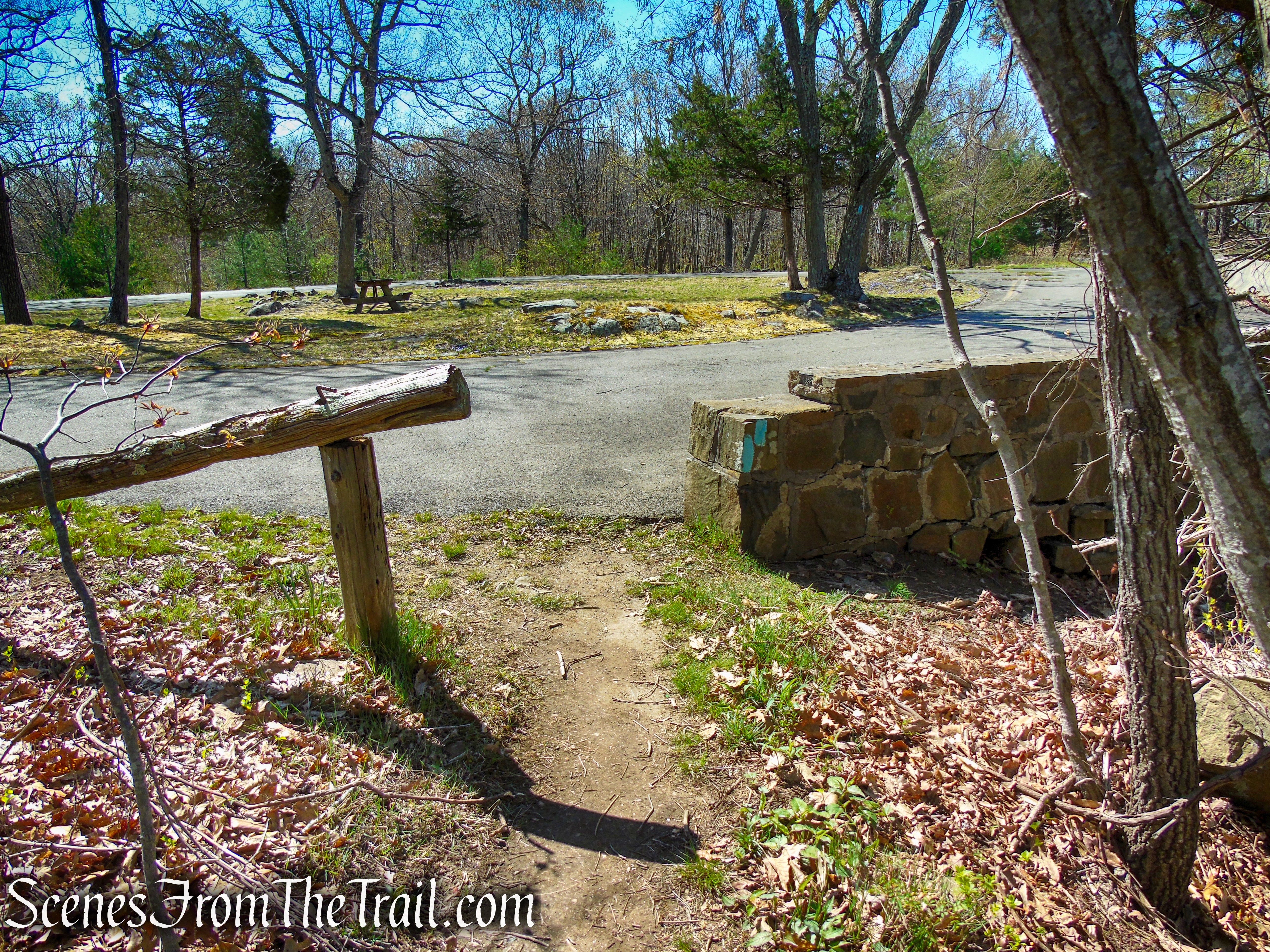 Regicides Trail - West Rock Ridge State Park