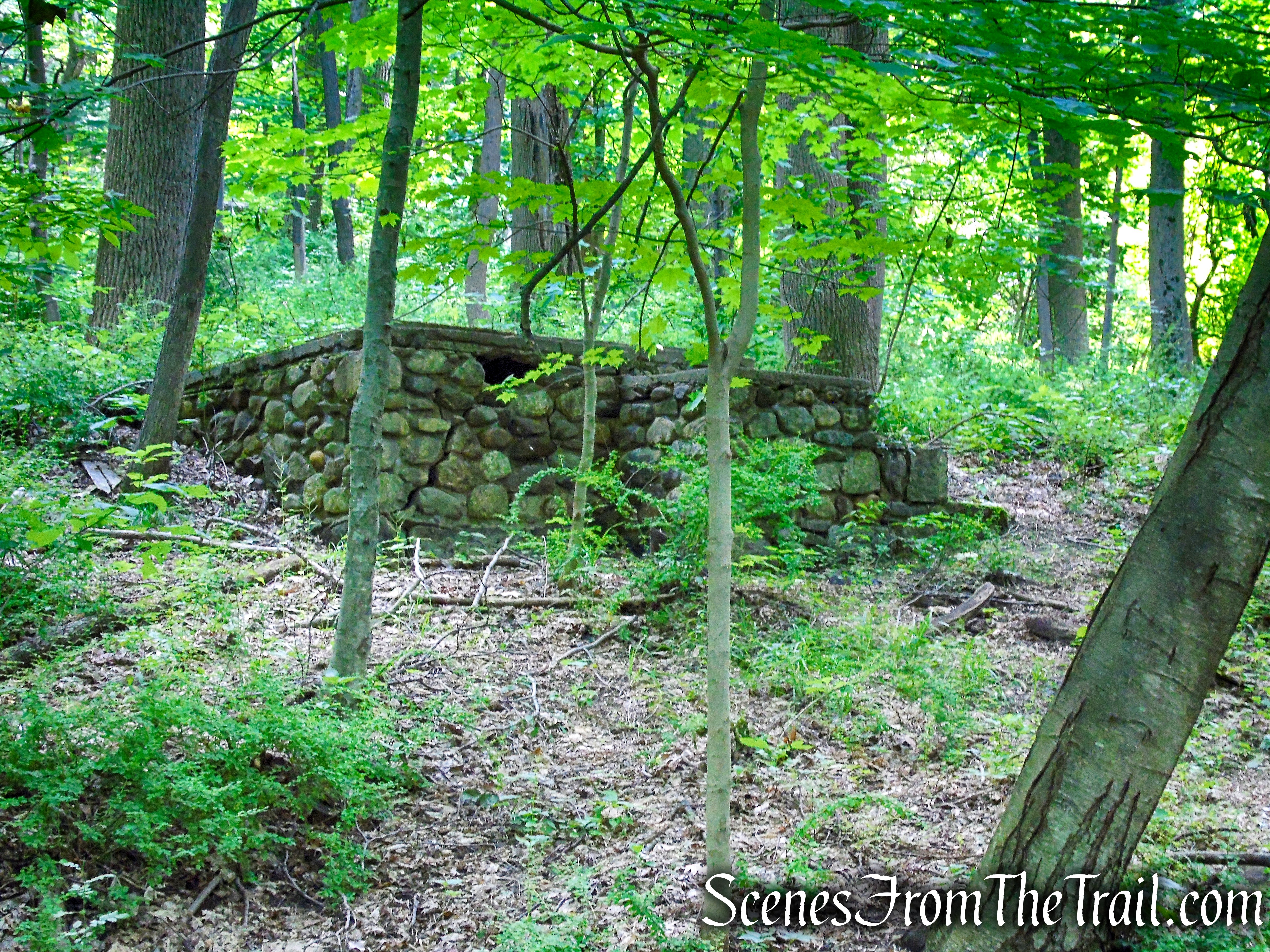 stone structure - Cornish Trail