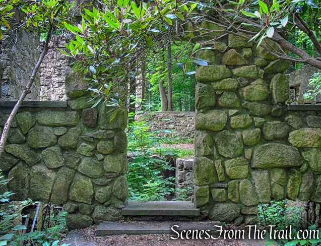 mansion ruins - Cornish Estate