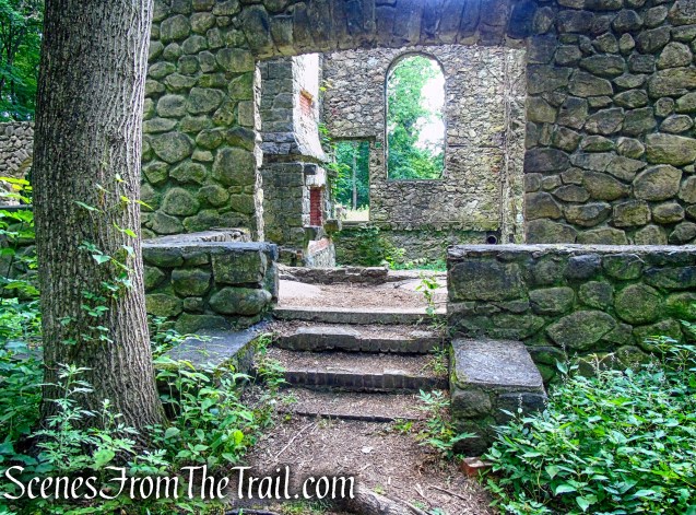 mansion ruins - Cornish Estate