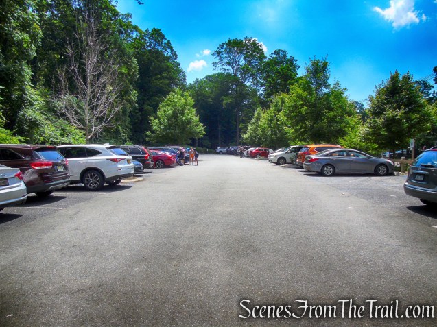 Washburn Trailhead Parking Lot