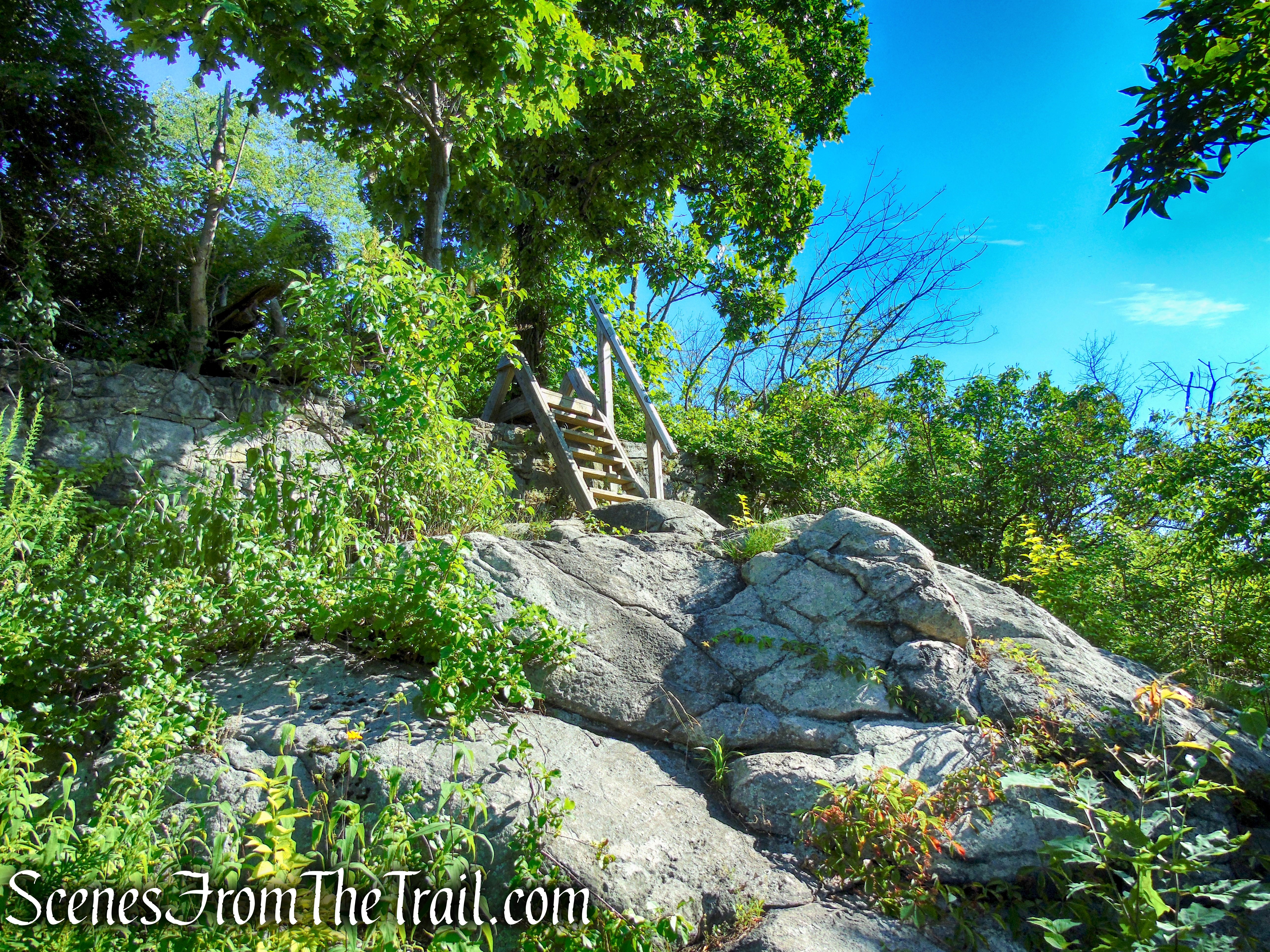 Castle Loop Trail – Ramapo Mountain State Forest