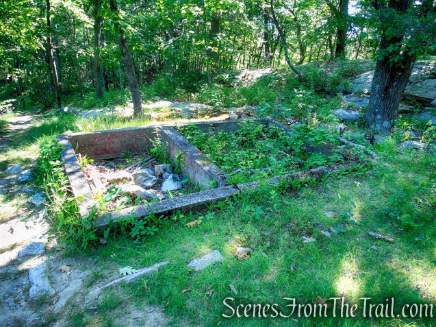 Castle Loop Trail – Ramapo Mountain State Forest