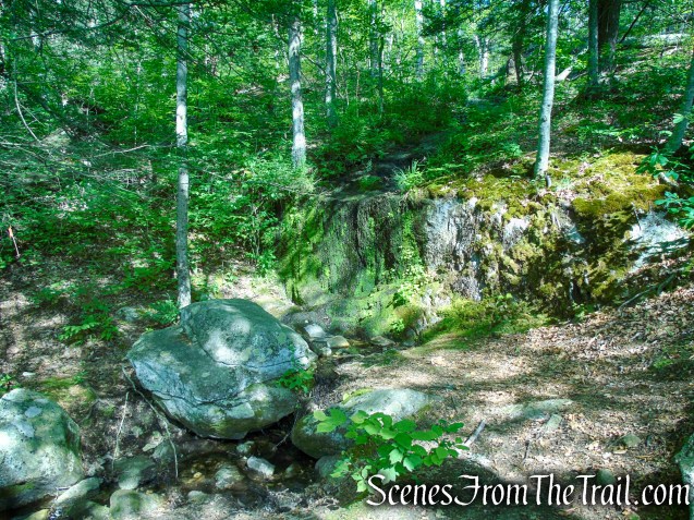dry cascade - Pine Knob Loop Trail