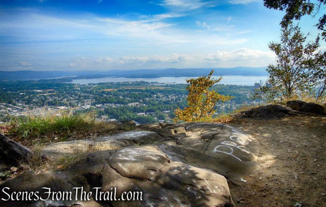 Little Tor Viewpoint - High Tor State Park