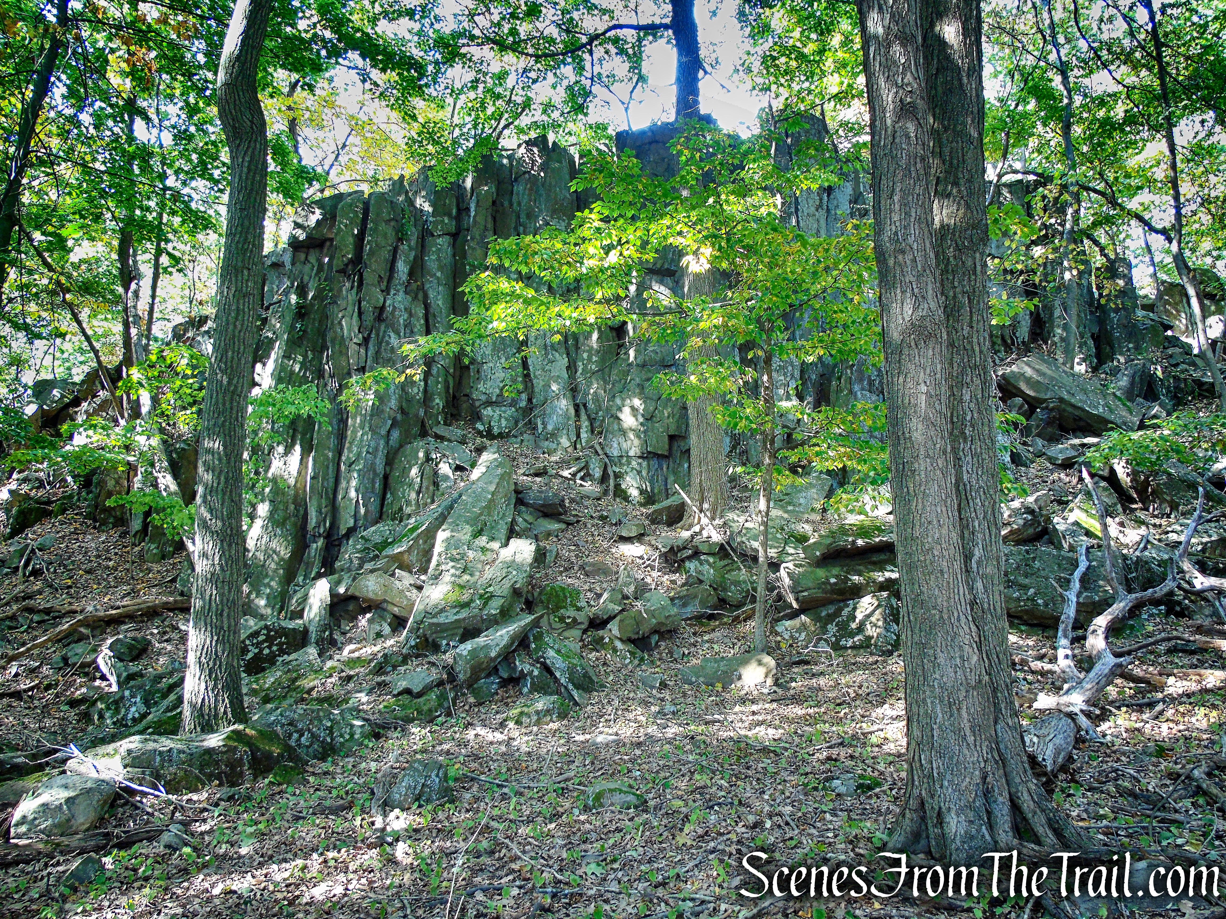 Long Path - High Tor State Park