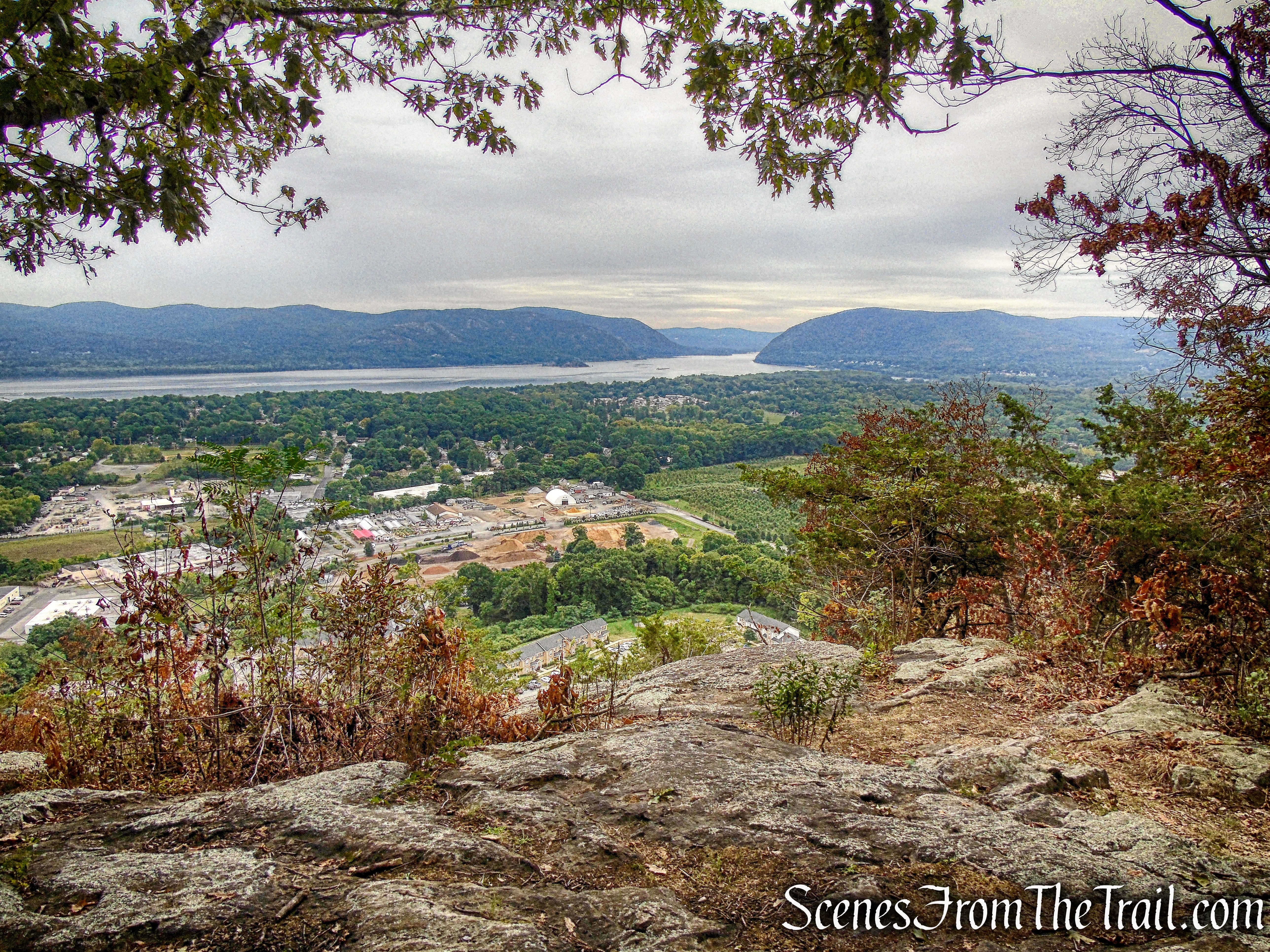 Blue Trail benches – Snake Hill