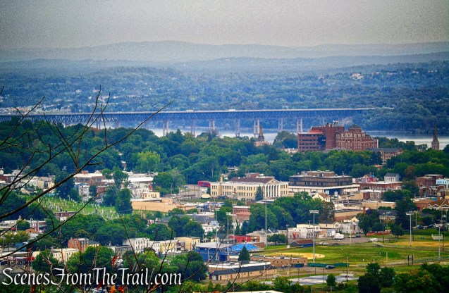 Yellow Trail viewpoint – Snake Hill