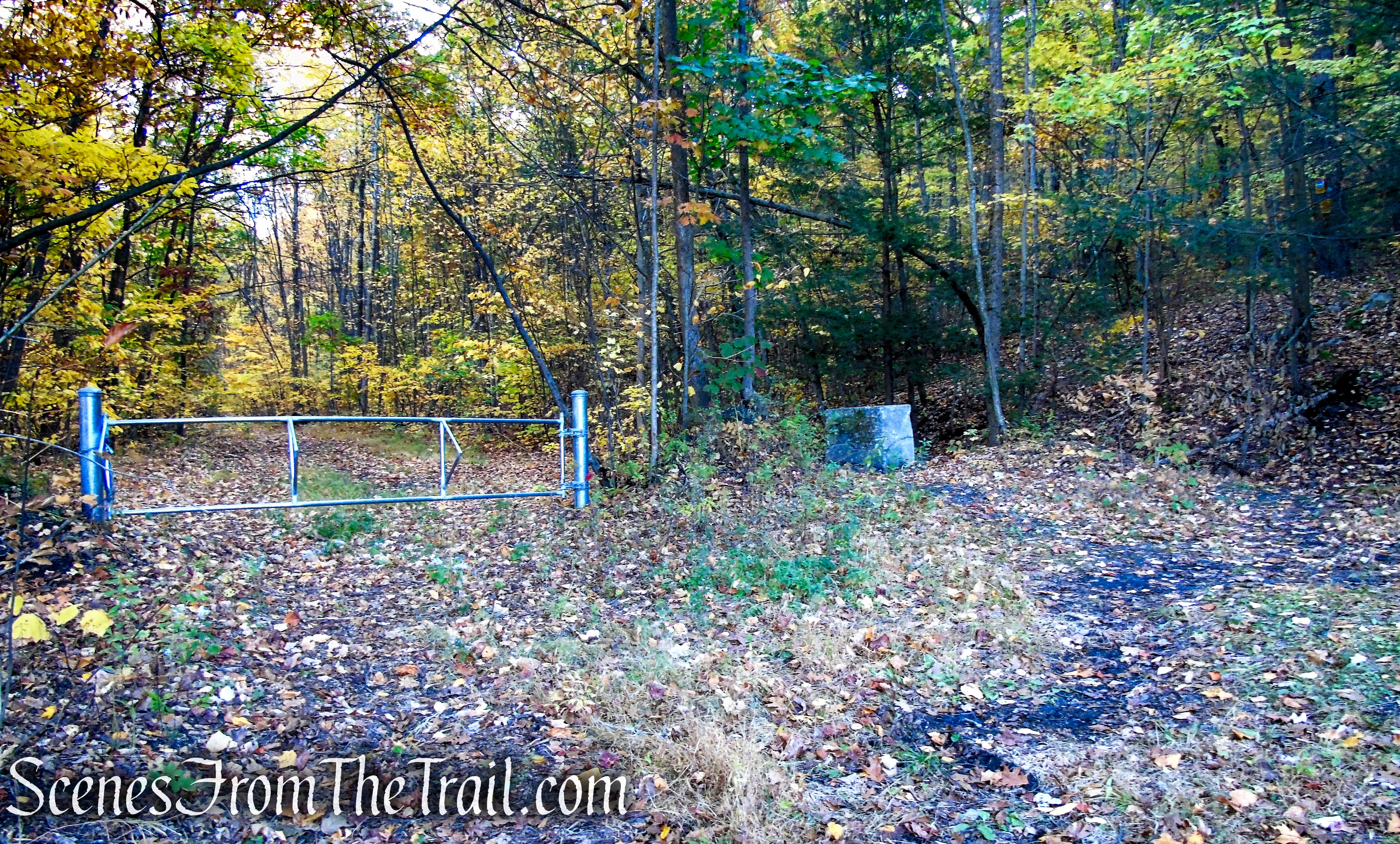 VFW Road trailhead parking