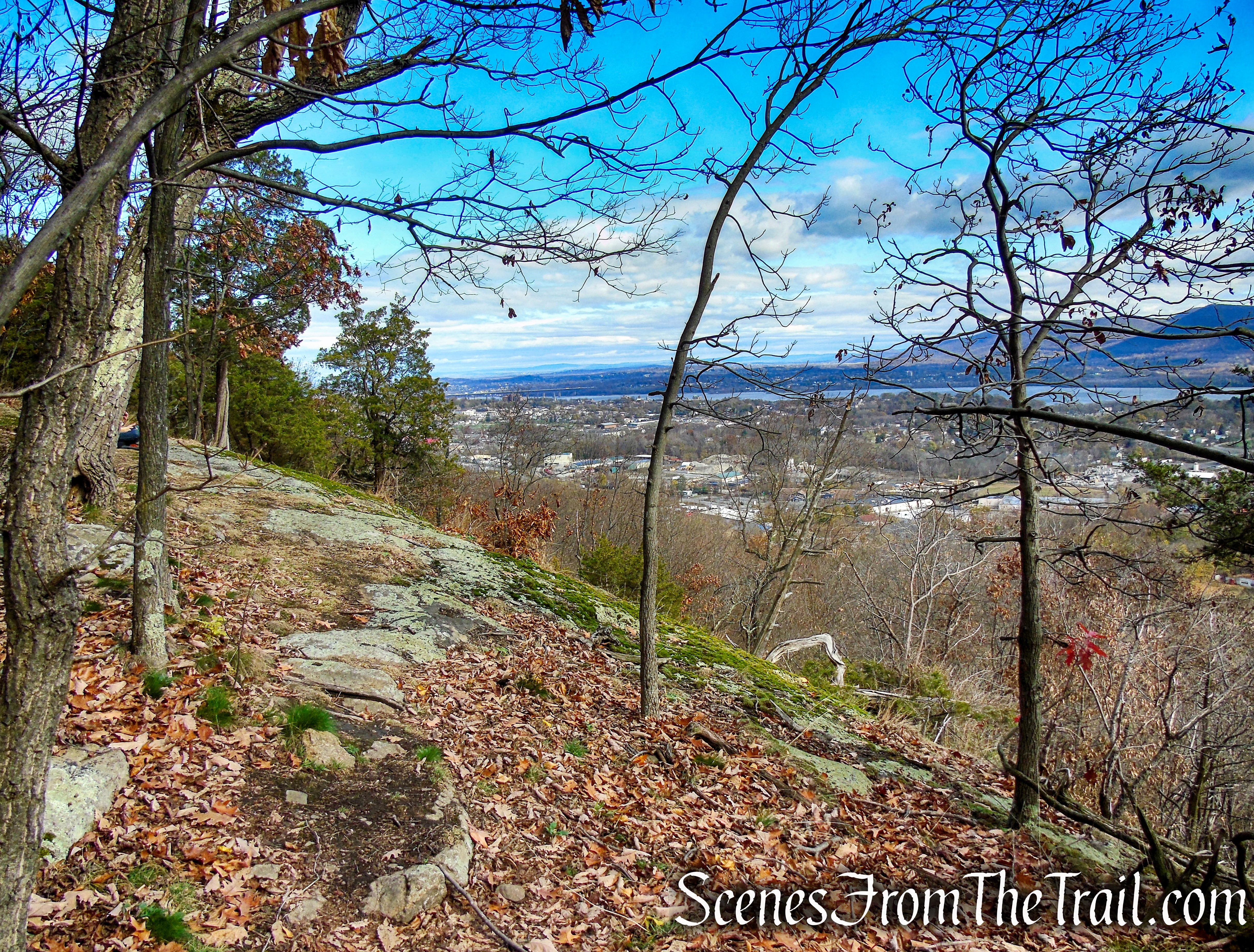 White Trail - Snake Hill