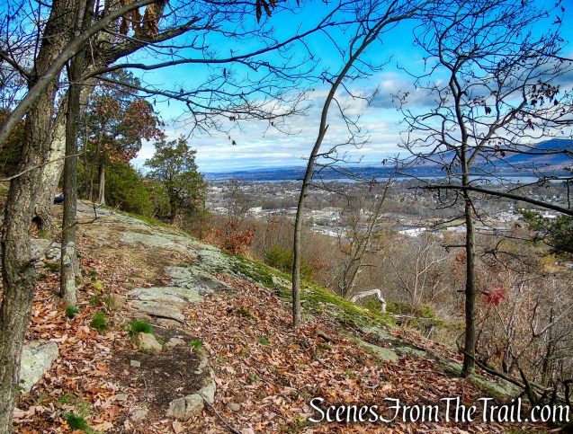 White Trail - Snake Hill