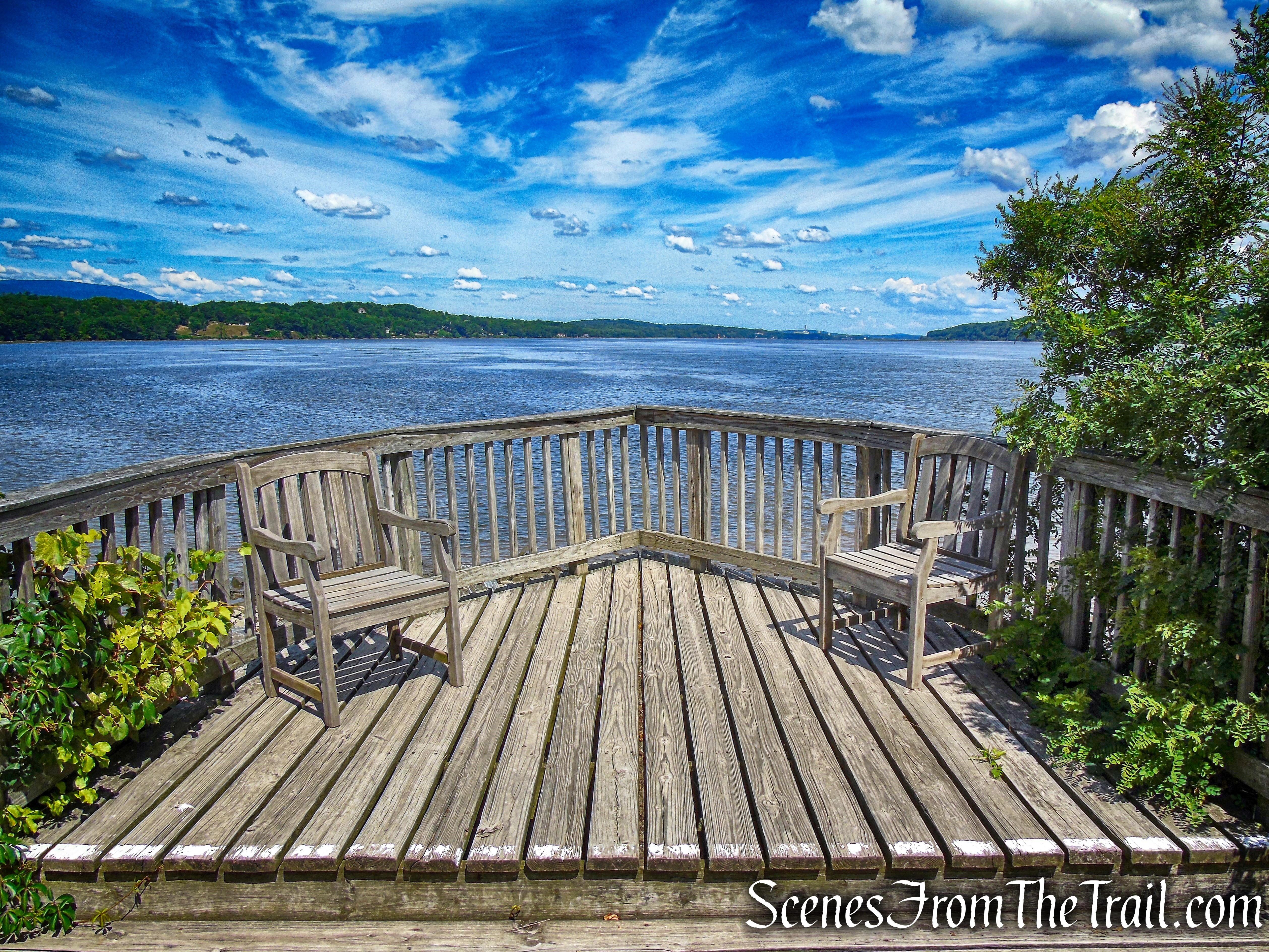 Riverside Deck - Saugerties Lighthouse