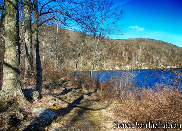 White Trail - Squantz Pond State Park
