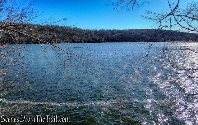 White Trail - Squantz Pond State Park