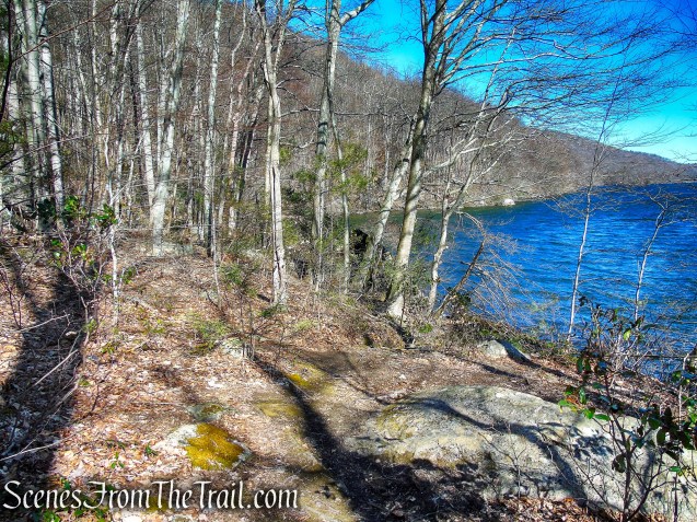 White Trail - Squantz Pond State Park