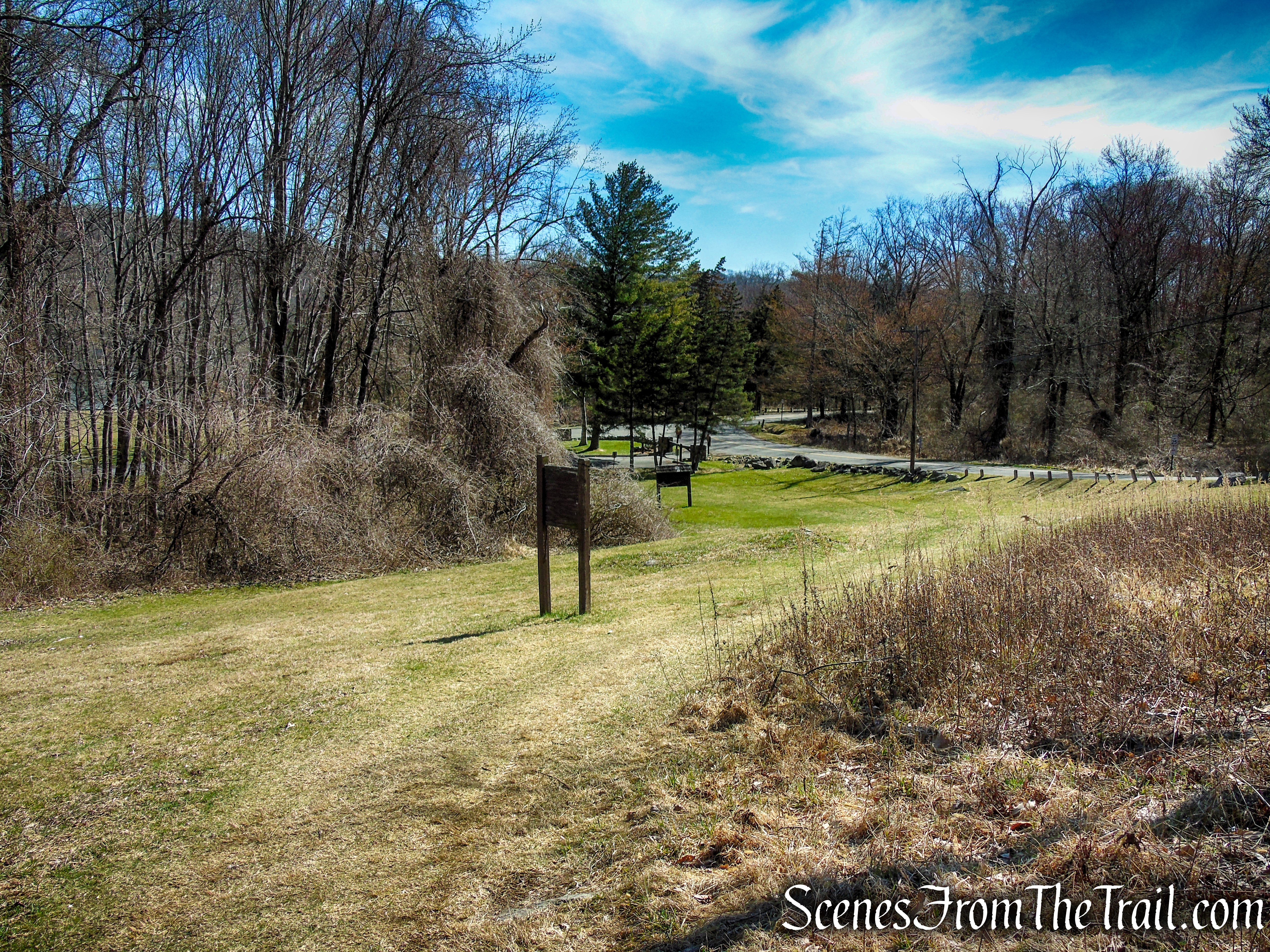Green/Teal Trail - Squantz Pond State Park