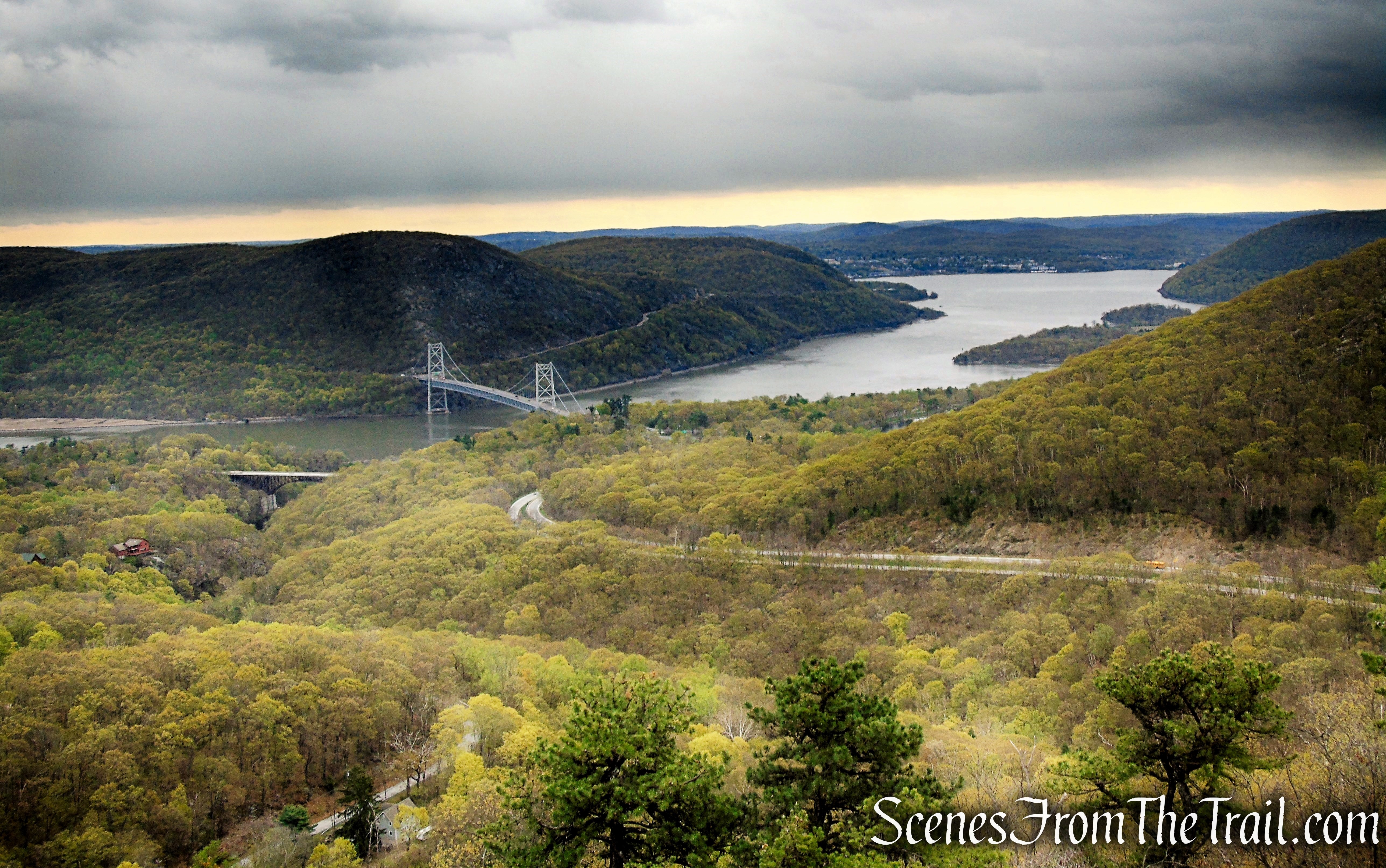 View south - Popolopen Torne