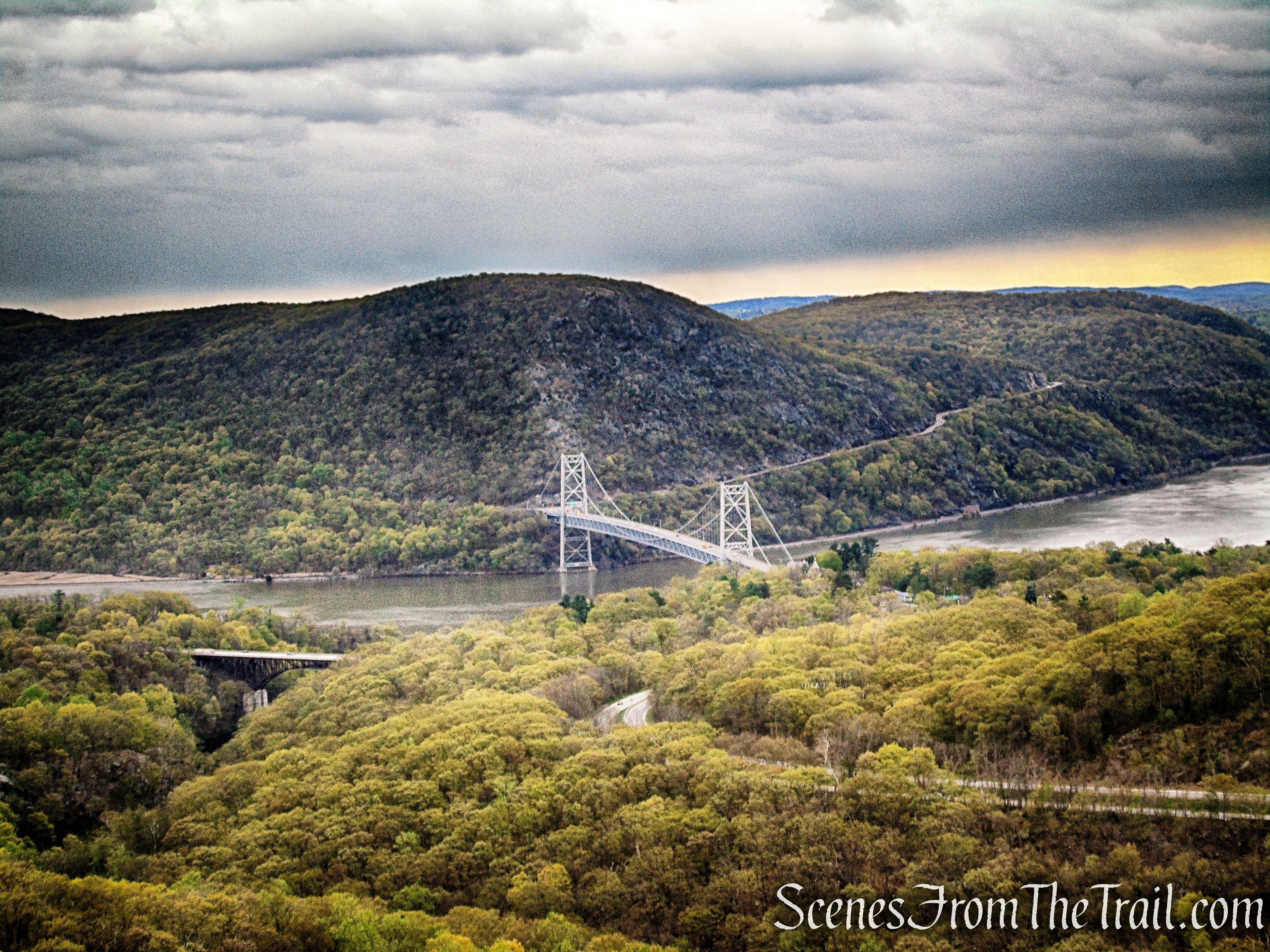 View southeast - Popolopen Torne