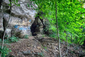 Squaw Cave - Bolton Notch State Park