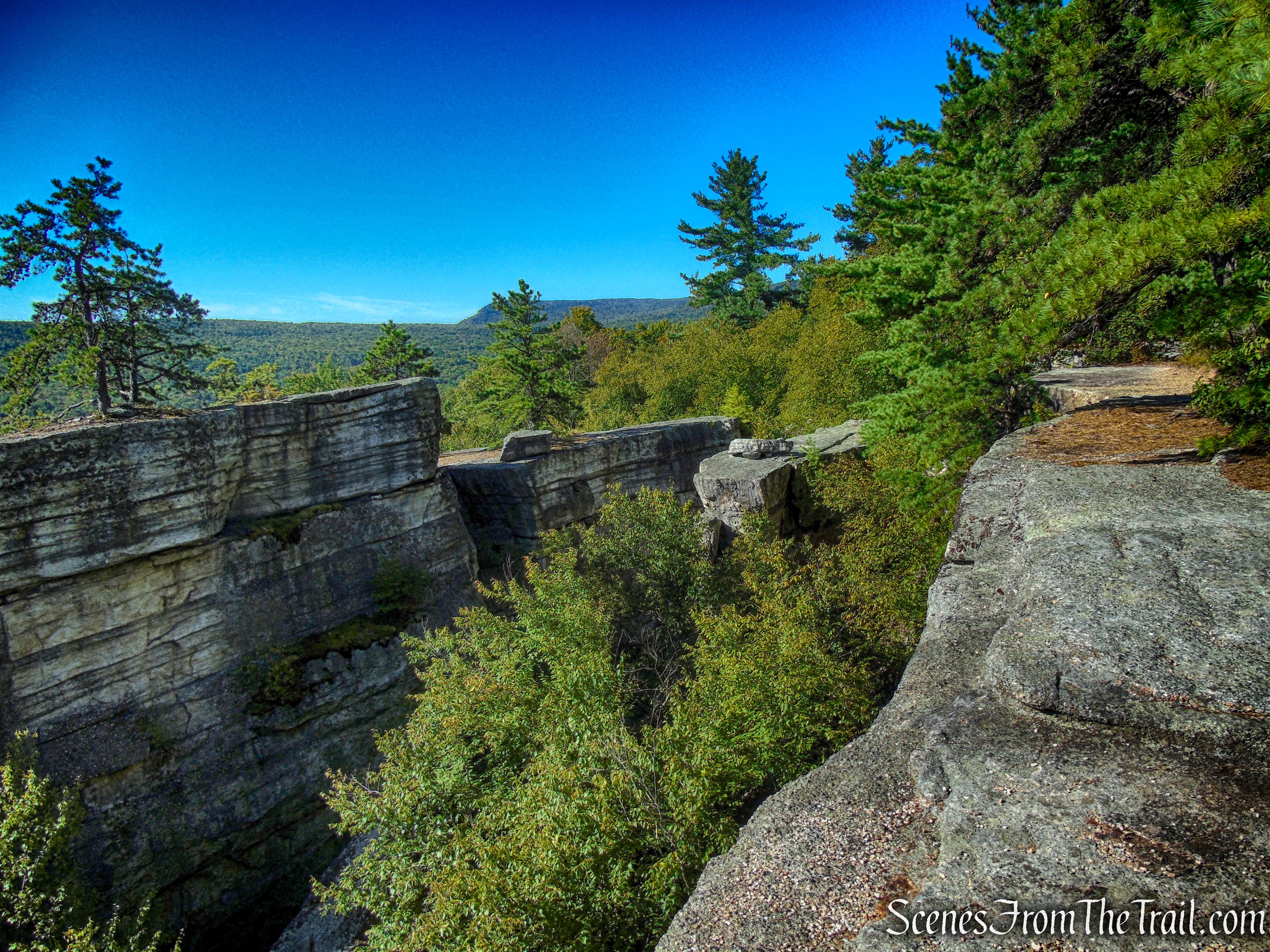 Lost City Escarpment Trail – Mohonk Preserve