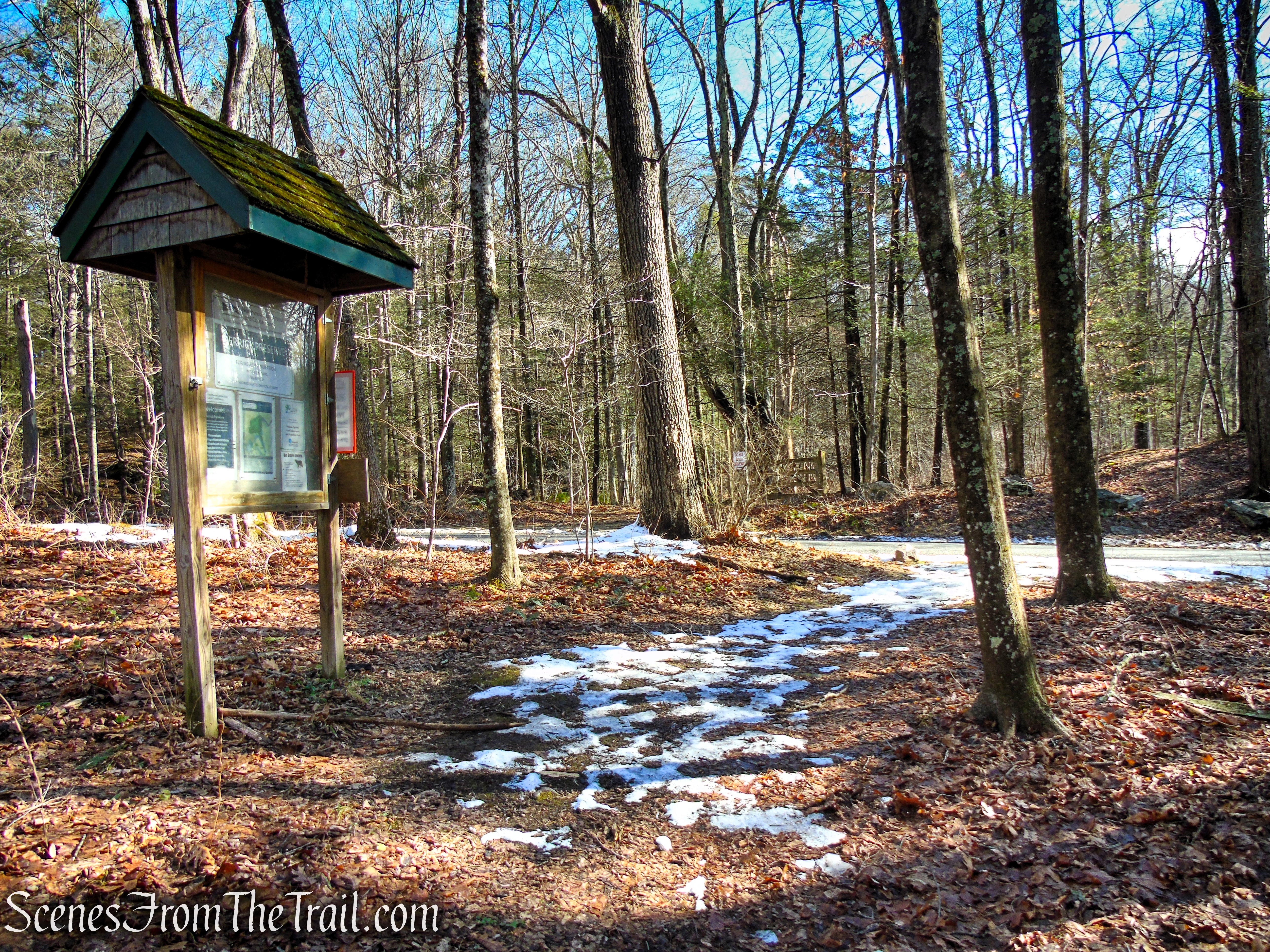 Evans Hill Road Trailhead - Herrick Preserve