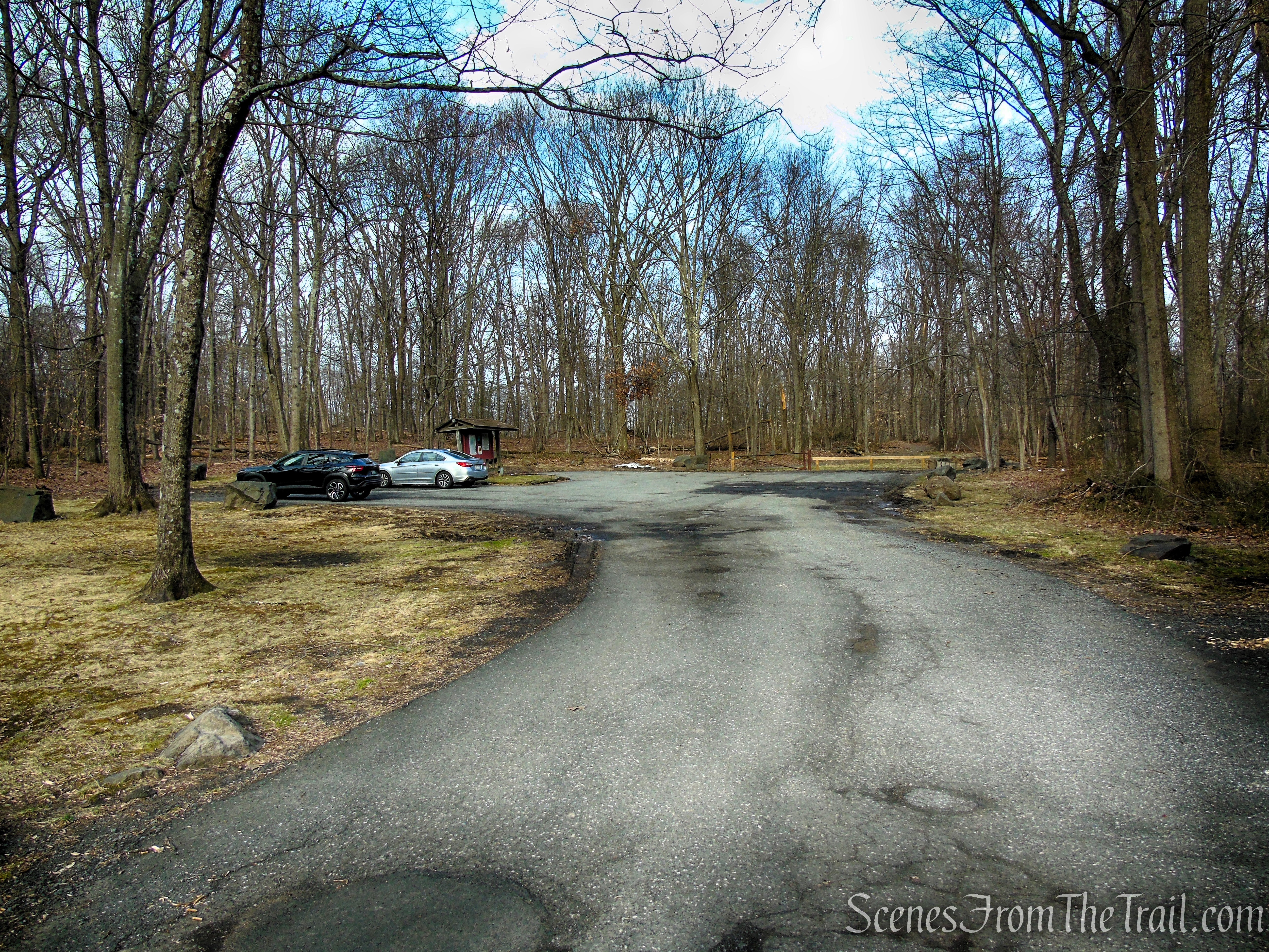 Tackamack Park trailhead