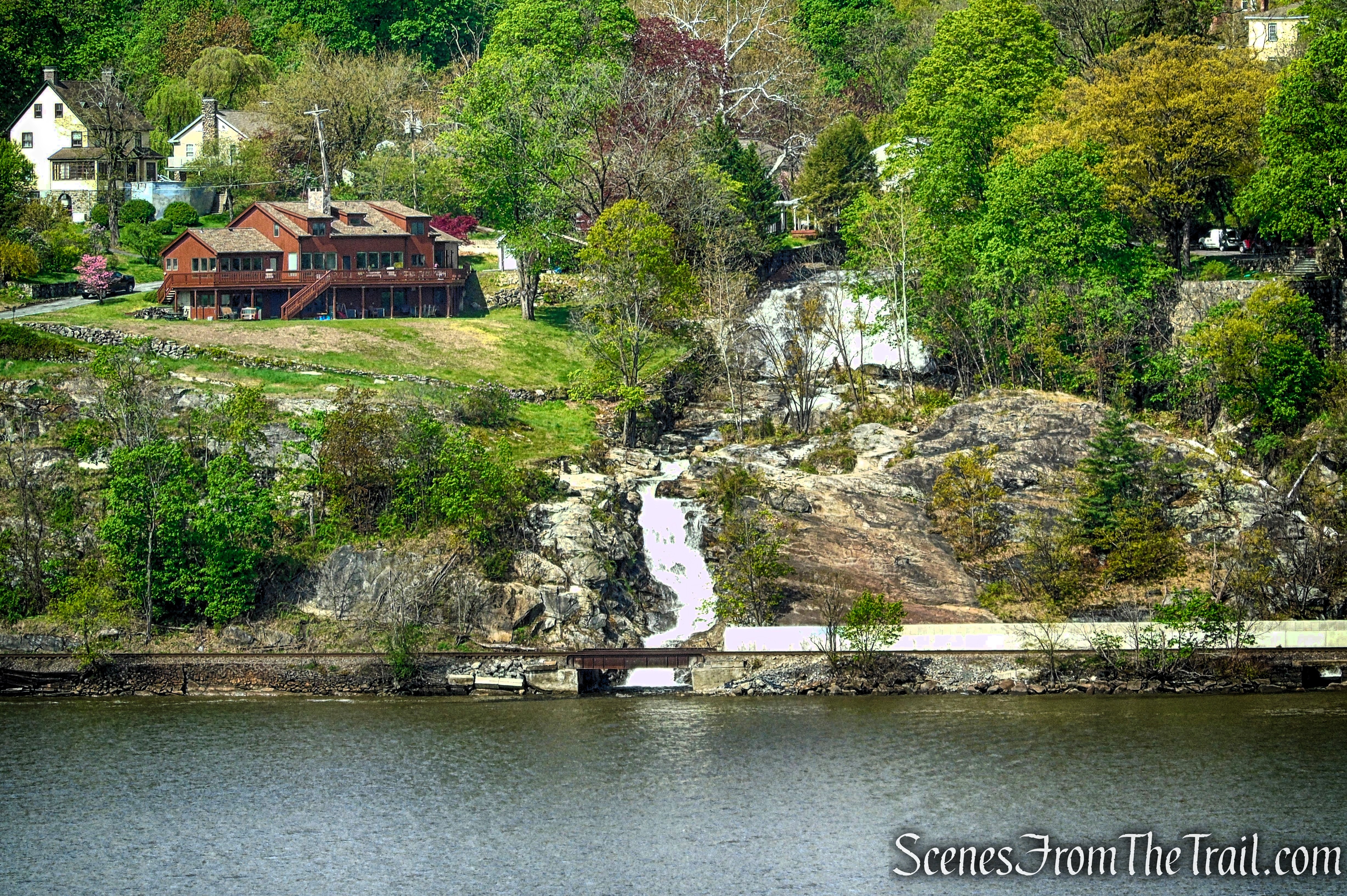 Glenclyffe Loop Trail