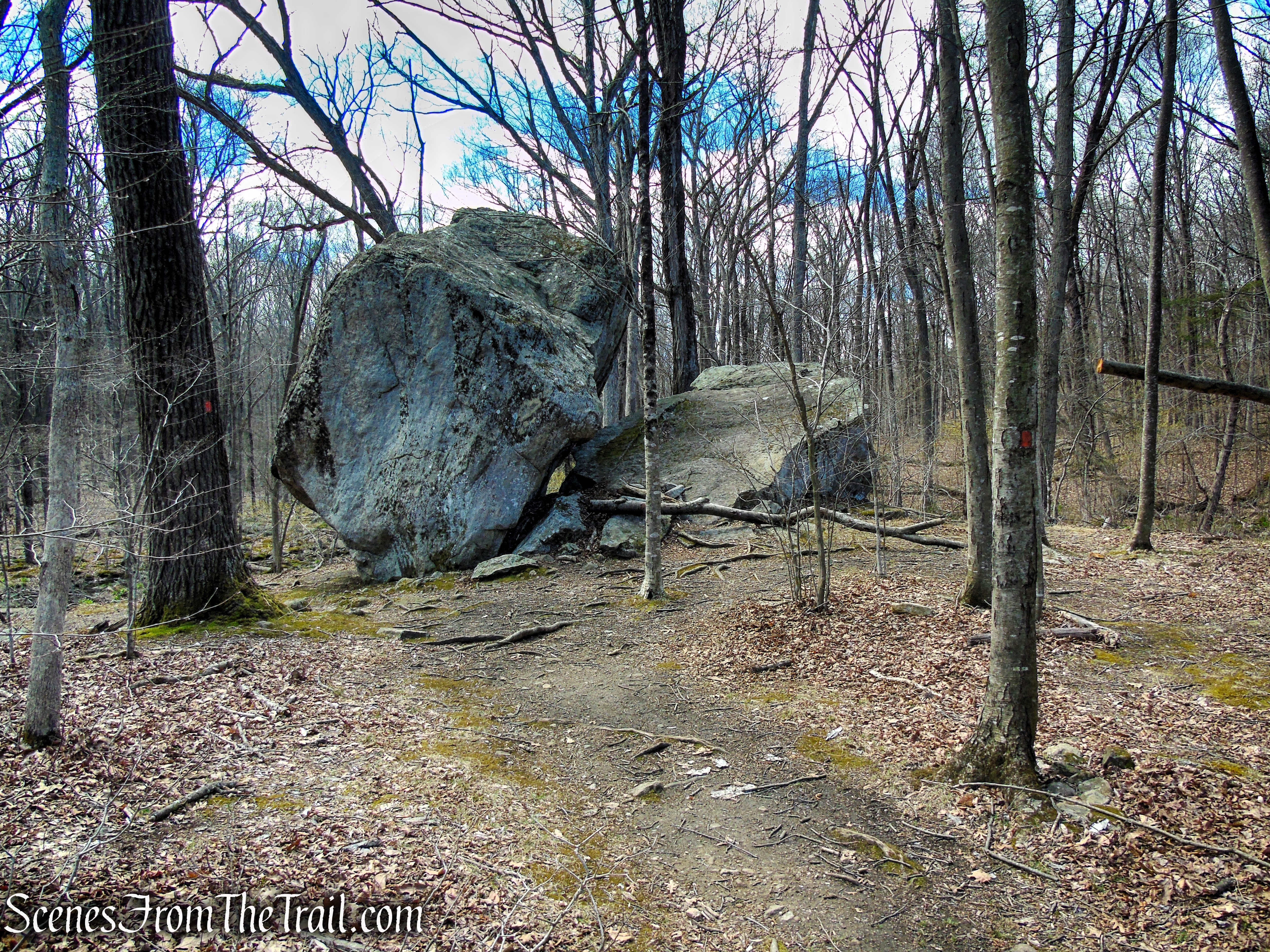 Orange Trail - Pyramid Mountain