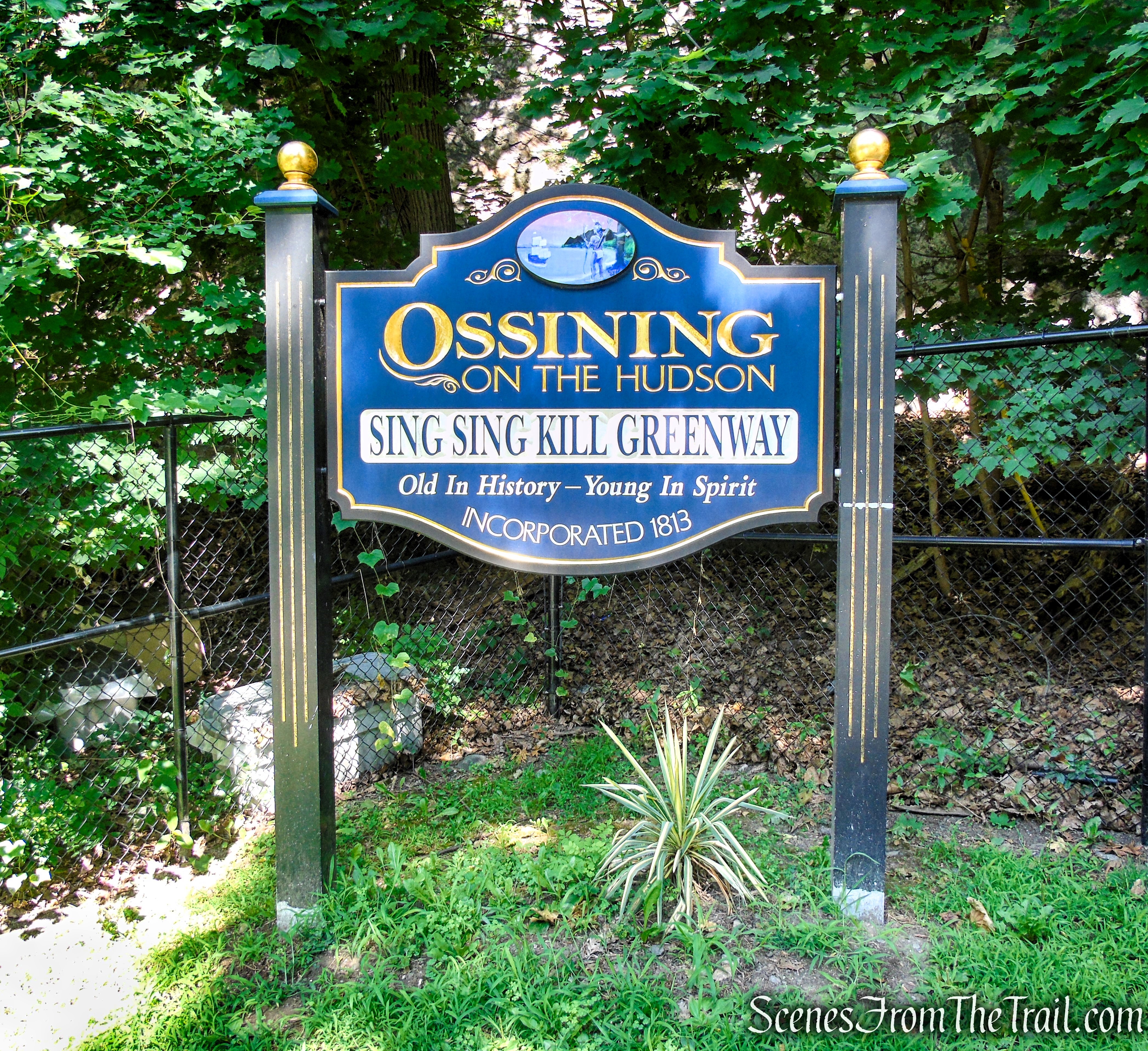 Central Avenue entrance - Sing Sing Kill Greenway